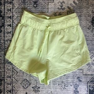 Lululemon inner glow shorts